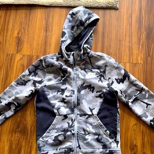 Size M boys jacket
